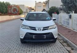 تۆیۆتا ڕاڤ 4